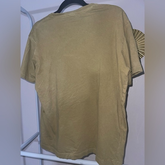 Lion head Men’s Grapic Tee, army green, preloved, size XL - Picture 3 of 5